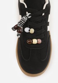Renee - Czarne Sneakersy Typu Tenisówki Ozdobione Koralikami Daemeli. Kolor: czarny. Materiał: jeans. Wzór: aplikacja. Sezon: lato #2