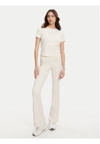 Guess T-Shirt V5RI10 KCD02 Écru Regular Fit. Materiał: syntetyk #4