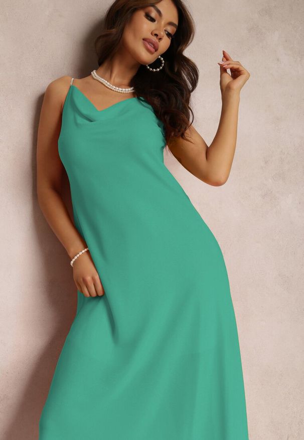 Renee - Zielona Sukienka Diomaris. Kolor: zielony. Materiał: tkanina. Długość rękawa: na ramiączkach. Wzór: aplikacja. Styl: wizytowy. Długość: maxi