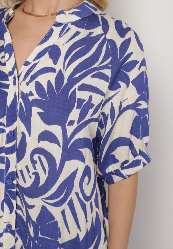 Born2be - Niebieska Wiskozowa Rozkloszowana Sukienka z Falbaną Filindania. Okazja: na co dzień. Kolor: niebieski. Materiał: wiskoza. Styl: casual, elegancki