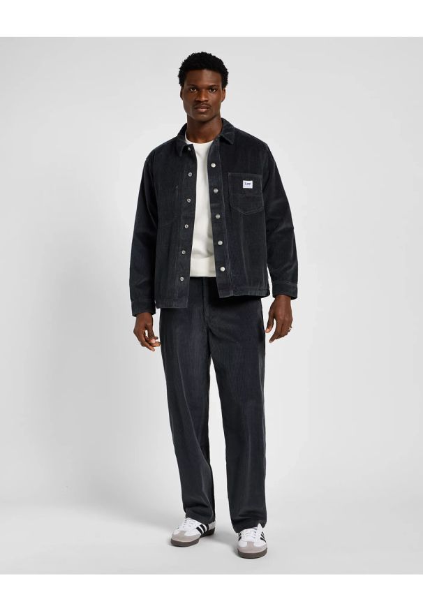 Lee - LEE MĘSKIE SPODNIE SZTRUKSOWE LOOSE WORKWEAR CHINO DARK MUTED GRAY 112356541 L73T008531