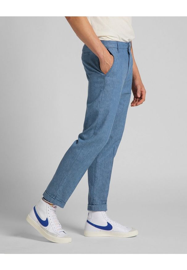 Lee - SPODNIE MĘSKIE LEE TAPERED CHINO RINSE L70RNB36 112118725