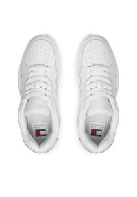 Tommy Jeans Sneakersy Tjm Leather Outsole Color EM0EM01350 Biały. Kolor: biały. Materiał: skóra