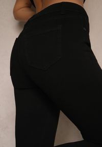 Renee - Czarne Bawełniane Jeansy Typu Slim Feloriel. Okazja: na co dzień, na spotkanie biznesowe. Kolor: czarny. Styl: sportowy, biznesowy, elegancki, casual #5