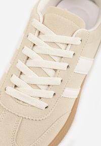 Born2be - Beżowe Sneakersy na Kauczukowej Podeszwie z Geometrycznym Motywem Vikioria. Okazja: na co dzień. Kolor: beżowy. Materiał: kauczuk. Wzór: geometria #5