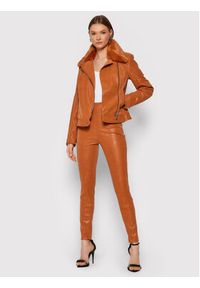 Guess Spodnie z imitacji skóry Priscilla W1BB08 WE5V0 Pomarańczowy Extra Slim Fit. Kolor: pomarańczowy. Materiał: syntetyk, skóra #3