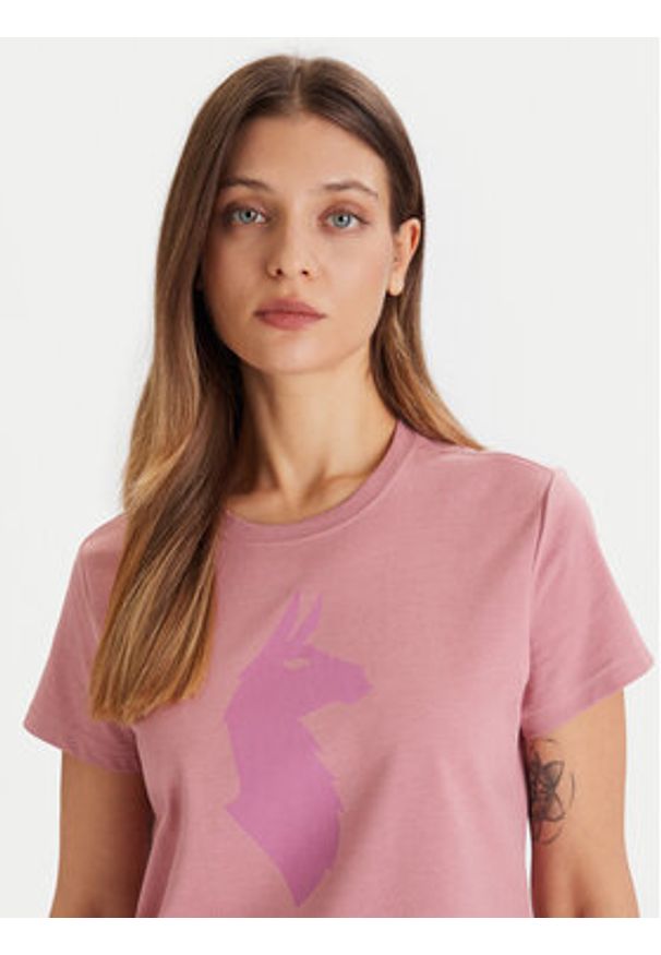 Cotopaxi T-Shirt Llama F25474W1529 Różowy Regular Fit. Kolor: różowy. Materiał: bawełna