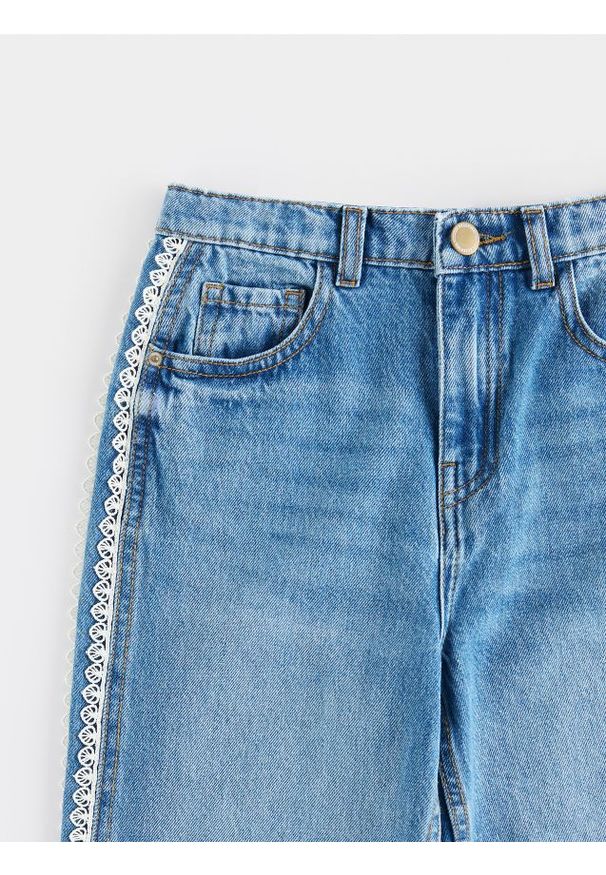 Reserved - Jeansy straight z lampasami - niebieski. Kolor: niebieski
