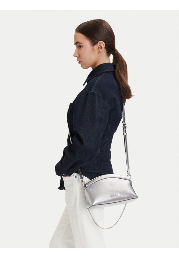 MICHAEL Michael Kors Torebka 30S6S13C5M Srebrny. Kolor: srebrny. Materiał: skórzane