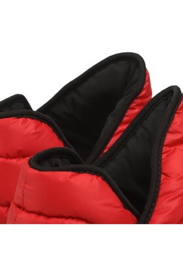 The North Face Kapcie Thermoball Traction Bootie NF0A3MKHKZ31 Czerwony. Kolor: czerwony. Materiał: materiał