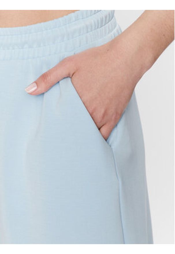 Moss Copenhagen Szorty materiałowe 17476 Błękitny Basic Fit. Kolor: niebieski. Materiał: materiał