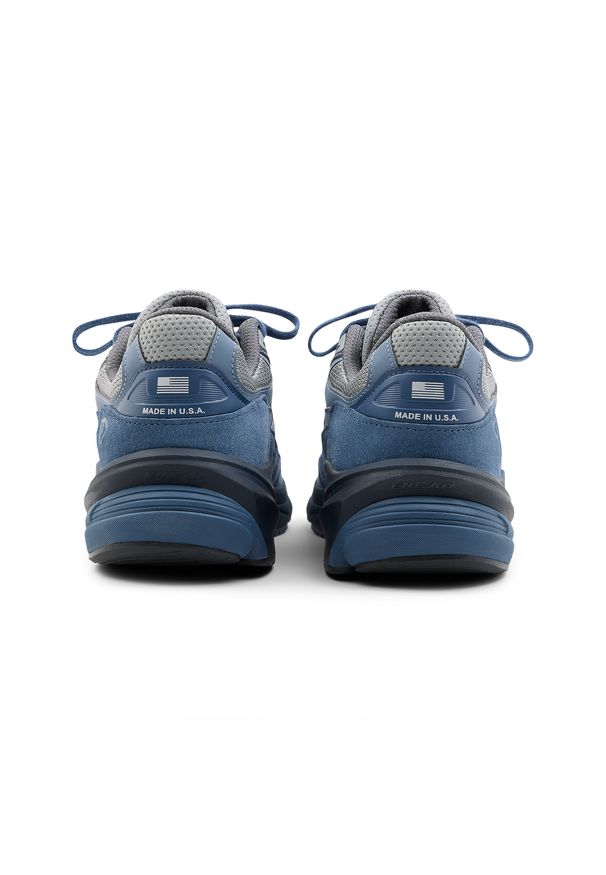 Buty unisex New Balance U990LT6 – niebieskie. Kolor: niebieski. Materiał: zamsz, materiał, syntetyk, guma. Szerokość cholewki: normalna. Sport: bieganie