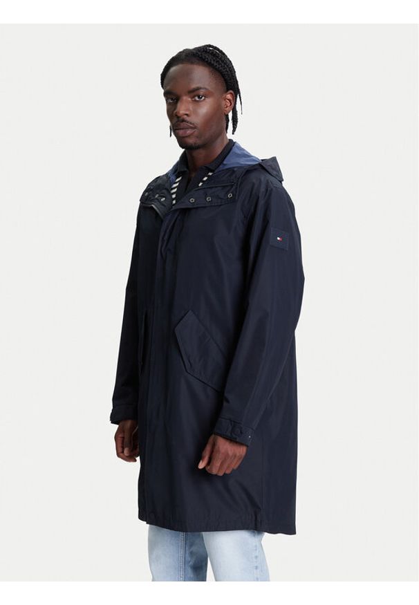 TOMMY HILFIGER - Tommy Hilfiger Parka MW0MW39645 Granatowy Regular Fit. Kolor: niebieski. Materiał: syntetyk