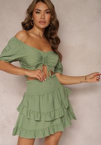 Renee - Zielony Komplet z Bawełną Spódnica z Gumką w Talii i Falbanką Bluzka Typu Hiszpanka Testalani. Kolor: zielony. Materiał: bawełna