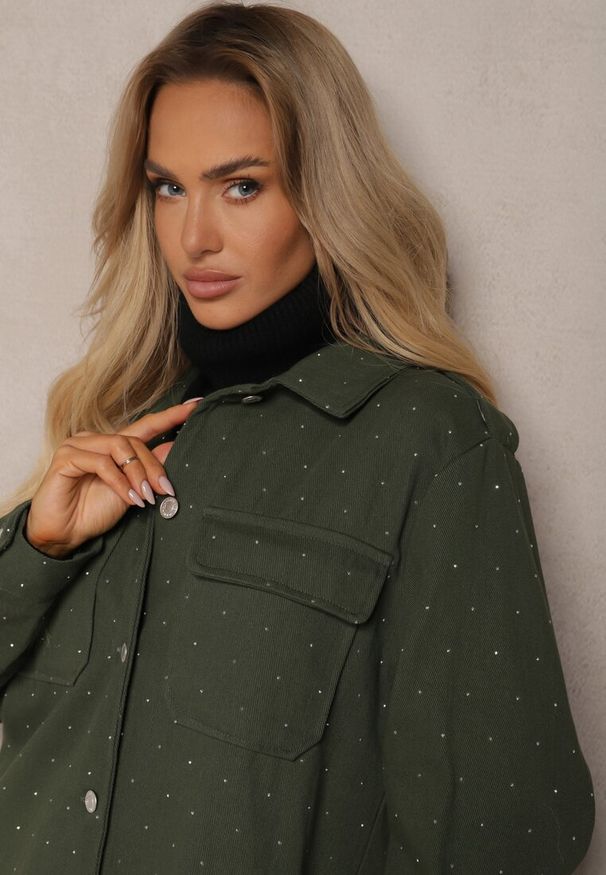 Renee - Zielona Koszula z Bawełny na Guziki z Cyrkoniami Nerellia. Kolor: zielony. Materiał: bawełna. Długość rękawa: długi rękaw. Długość: długie. Wzór: aplikacja. Styl: klasyczny, elegancki