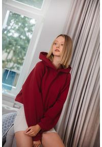 MOONHOLI - Bluza do jogi Moonholi Ivy Hoodie z kapturem. Typ kołnierza: kaptur. Kolor: czerwony. Sport: joga i pilates #2