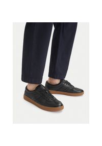 Sneakersy Guess Jeans. Kolor: niebieski #1