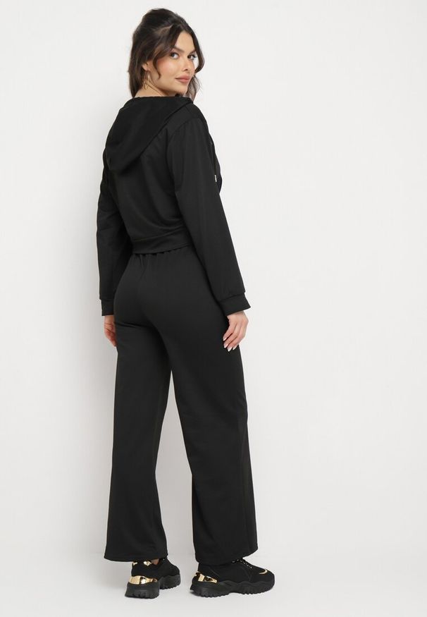 Born2be - Czarny Komplet Dresowy Bluza z Kapturem Rozpinana i Szerokie Spodnie Avesmira. Kolor: czarny. Materiał: dresówka