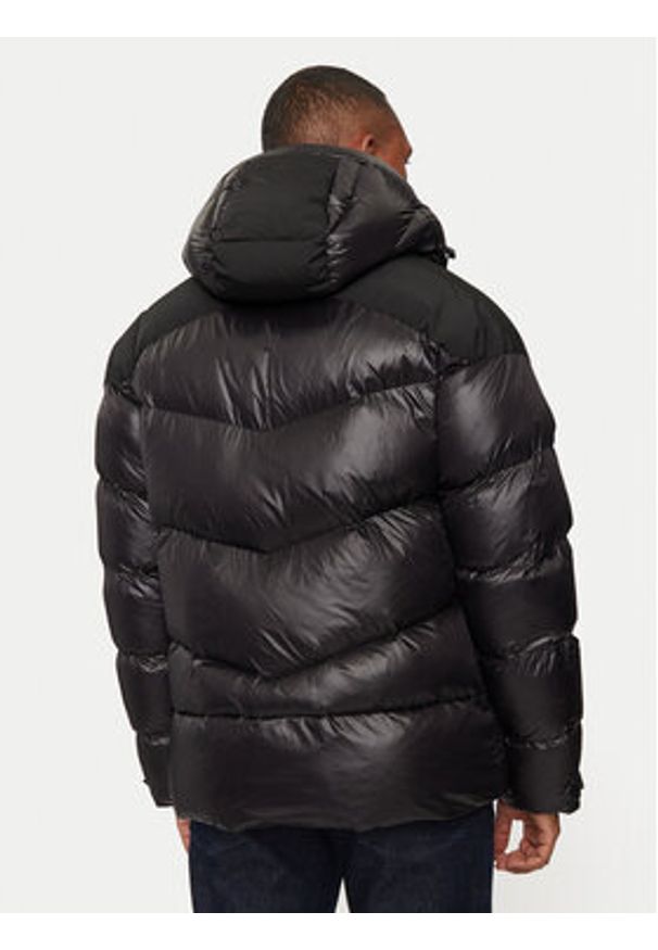 Blauer Kurtka zimowa 24WBLUC02234 Czarny Regular Fit. Kolor: czarny. Materiał: syntetyk. Sezon: zima