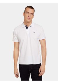 Tom Tailor Polo 1027713 Biały Regular Fit. Typ kołnierza: polo. Kolor: biały. Materiał: bawełna