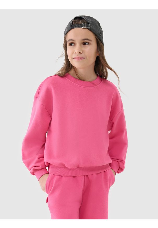4f - 4F Bluza dresowa nierozpinana bez kaptura dziewczęca - różowa 152 (11-12 lat). Okazja: na co dzień. Typ kołnierza: bez kaptura. Kolor: różowy. Materiał: dresówka. Wzór: gładki, ze splotem. Sezon: lato. Styl: casual, sportowy