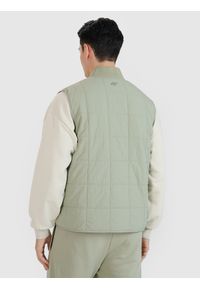 4f - 4F Bezrękawnik ze stójką męski - oliwkowy M. Okazja: na co dzień. Typ kołnierza: kołnierzyk stójkowy. Kolor: oliwkowy, wielokolorowy, brązowy. Materiał: syntetyk, materiał, tkanina. Długość rękawa: bez rękawów. Wzór: gładki. Styl: klasyczny, casual, sportowy #2