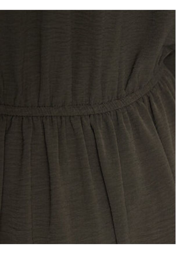 Vero Moda Sukienka codzienna 10302545 Zielony Regular Fit. Okazja: na co dzień. Kolor: zielony. Materiał: syntetyk. Typ sukienki: proste. Styl: casual