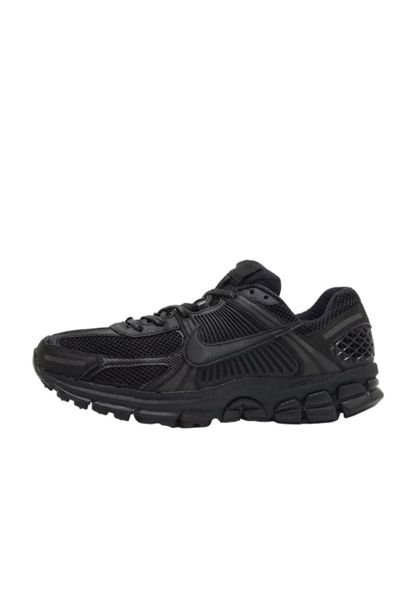 Buty do chodzenia dla dorosłych Nike Vomero 5 Triple Black. Kolor: czarny. Sport: turystyka piesza