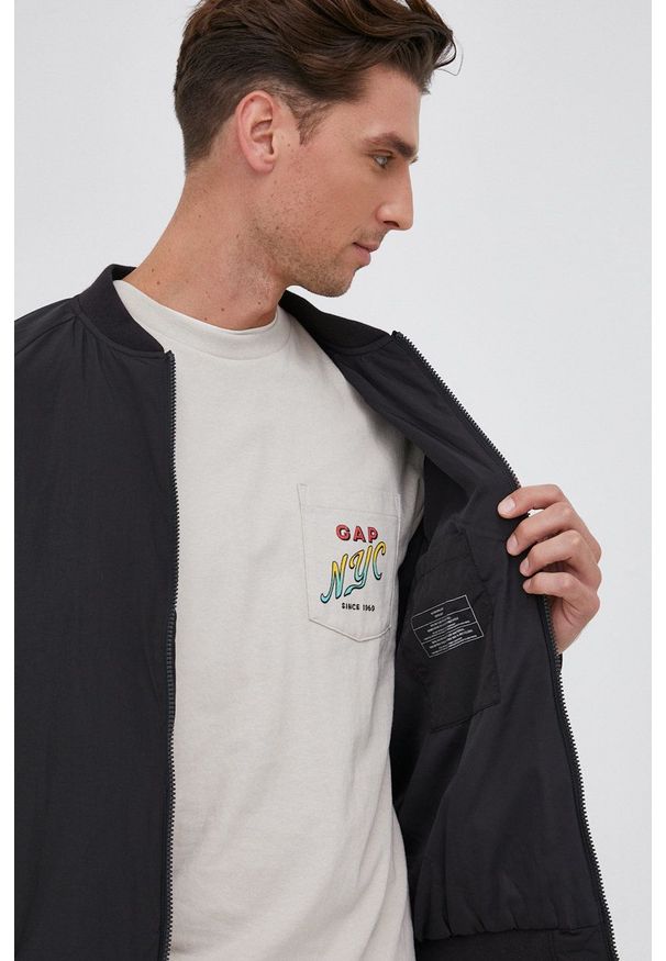 GAP - Kurtka bomber. Okazja: na co dzień. Kolor: czarny. Długość rękawa: raglanowy rękaw. Styl: casual