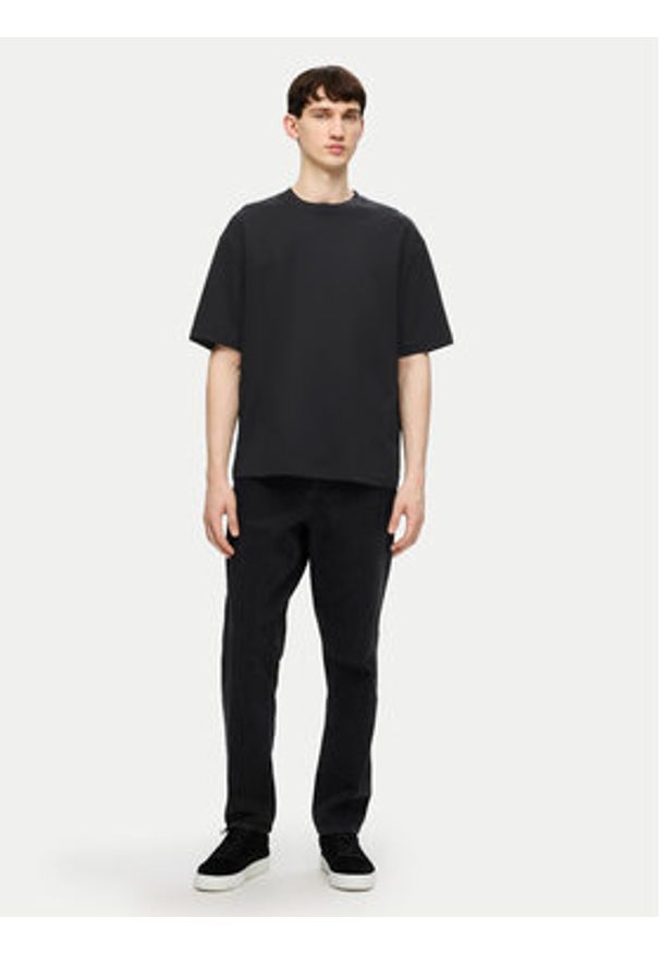 Selected Homme T-Shirt 16094143 Czarny Loose Fit. Kolor: czarny. Materiał: syntetyk, bawełna