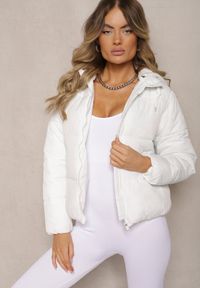 Renee - Biała Kurtka Pikowana Wykończona Kapturem Aviatoria. Okazja: na co dzień, do pracy. Kolor: biały. Materiał: jeans. Styl: elegancki, casual #3
