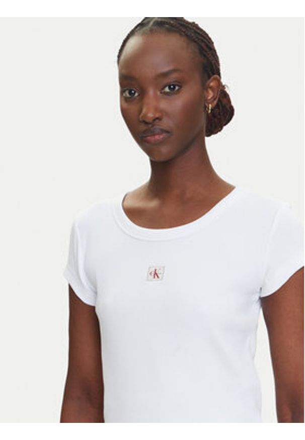 Calvin Klein Jeans T-Shirt LV047C200G Biały Slim Fit. Kolor: biały. Materiał: bawełna