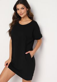 Born2be - Czarna Pudełkowa Sukienka T-shirtowa o Krótkim Kroju Orlella. Kolor: czarny. Sezon: lato