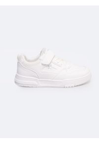 Big-Star - Sneakersy młodzieżowe białe RR374049 101. Okazja: na co dzień. Kolor: biały. Materiał: materiał. Sport: turystyka piesza