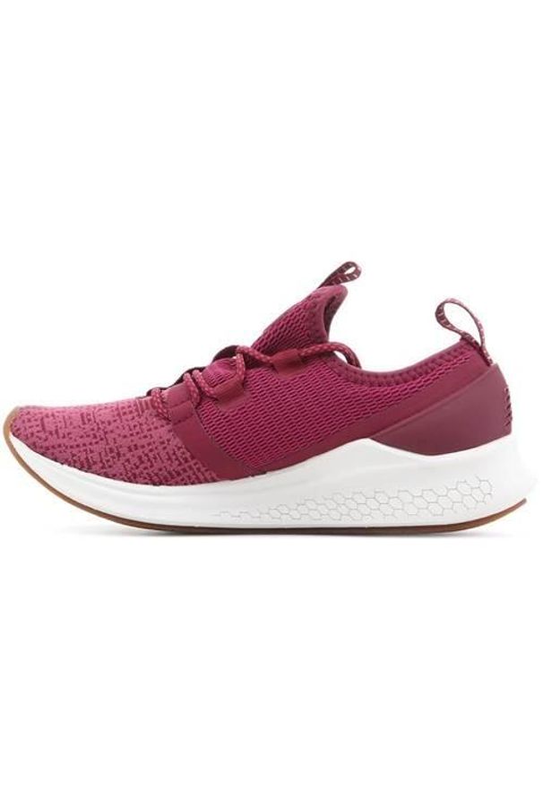 Buty do biegania damskie New Balance WLAZRMP. Zapięcie: sznurówki. Kolor: biały, czerwony, brązowy, wielokolorowy. Materiał: materiał, tkanina, syntetyk. Szerokość cholewki: normalna. Sport: bieganie