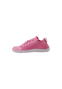 Buty sportowe dziecięce Reima Barefoot Astelu. Kolor: różowy. Sport: turystyka piesza