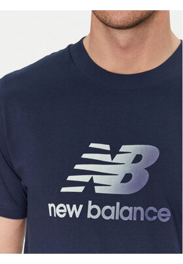 New Balance T-Shirt MT51503 Niebieski Regular Fit. Kolor: niebieski. Materiał: bawełna