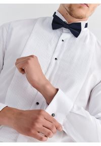 Pako Lorente - PAKO LORENTE – Biała smokingowa koszula męska. Typ kołnierza: łamany. Kolor: biały. Materiał: bawełna. Długość rękawa: długi rękaw. Długość: długie #8