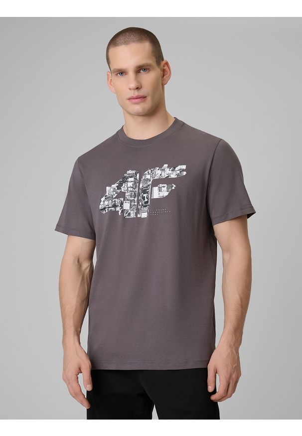 4f - 4F T-shirt regular z nadrukiem męski - szary L. Okazja: na co dzień. Kolor: szary. Materiał: dzianina, bawełna, materiał. Wzór: nadruk. Styl: klasyczny, casual