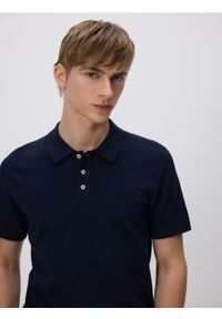 Reserved - Sweter polo z bawełną - granatowy. Typ kołnierza: polo. Kolor: niebieski. Materiał: bawełna #1