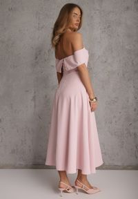 Renee - Różowa Rozkloszowana Sukienka Koktajlowa VICES z Hiszpańskim Dekoltem Neamerianne. Okazja: na wesele, na ślub cywilny. Typ kołnierza: dekolt hiszpanka. Kolor: różowy. Materiał: lakier, poliester. Typ sukienki: rozkloszowane. Styl: wizytowy #5