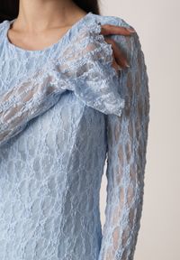 Born2be - Niebieska Sukienka Koronkowa z Rozkloszowanymi Rękawami Cinatea. Okazja: na co dzień. Typ kołnierza: kokarda. Kolor: niebieski. Materiał: koronka. Typ sukienki: proste. Styl: casual #5