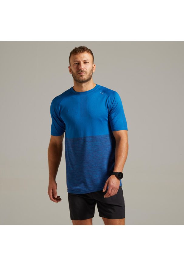 KIPRUN - Koszulka do biegania męska Kiprun Care. Kolor: niebieski. Materiał: poliester, materiał, poliamid. Wzór: ze splotem