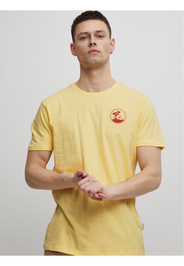 Blend T-Shirt 20715320 Żółty Regular Fit. Kolor: żółty. Materiał: bawełna