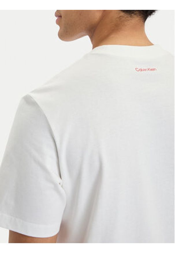 Calvin Klein Jeans T-Shirt SS 20S LV04RG815G Biały Regular Fit. Kolor: biały. Materiał: bawełna