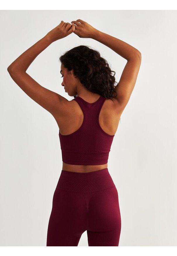 BESHAPED - Stanik Sportowy BeShaped Femme Force Bezszwowy. Kolor: czerwony. Materiał: nylon