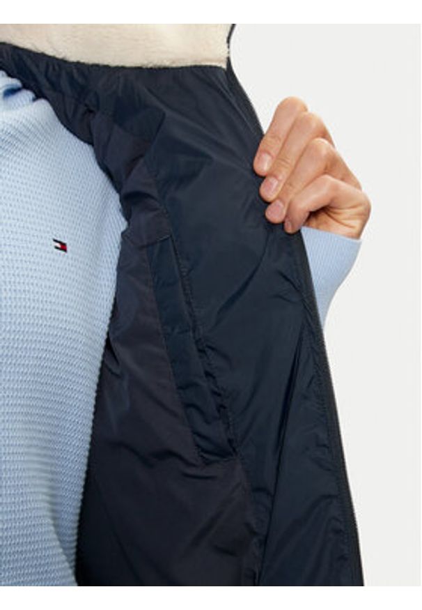 Tommy Jeans Kamizelka DM0DM19632 Granatowy Regular Fit. Kolor: niebieski. Materiał: syntetyk. Długość rękawa: bez rękawów