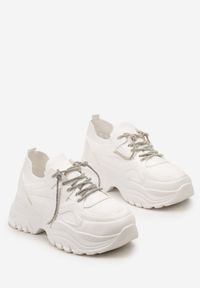 Born2be - Białe Sneakersy Wsuwane na Grubej Podeszwie z Cyrkoniami Darania. Okazja: na co dzień. Zapięcie: bez zapięcia. Kolor: biały. Materiał: jeans #3