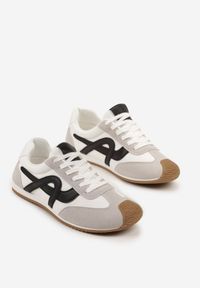 Born2be - Białe Sneakersy Ozdobione Geometrycznym Motywem Ardetia. Okazja: na co dzień. Kolor: biały. Materiał: jeans. Wzór: aplikacja, geometria #5