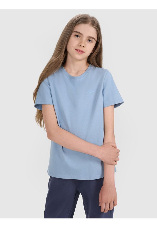 4f - 4F T-shirt regular gładki dziewczęcy - niebieski 146 (10-11 lat). Okazja: na co dzień. Kolor: niebieski. Materiał: jersey, bawełna, materiał. Długość rękawa: krótki rękaw. Długość: krótkie. Wzór: gładki. Sezon: lato. Styl: sportowy, młodzieżowy, klasyczny, casual